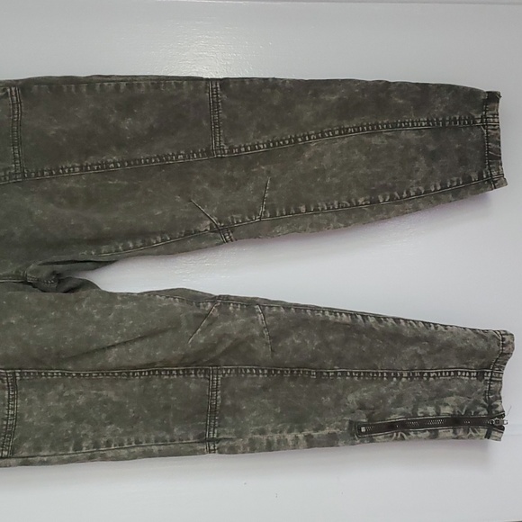 ecote acid wash jeans - Picture 3 of 13